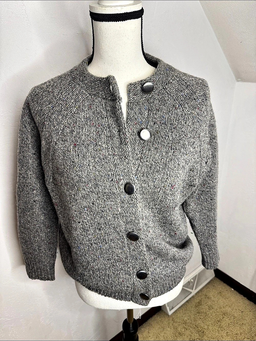 Devon Flecked Wool Cardigan in Gray Medium
